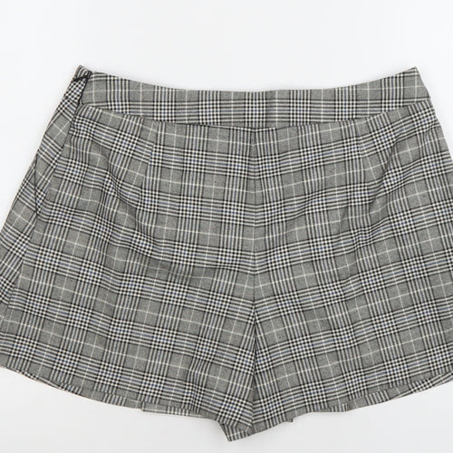 Zara Woman Grey Check Pleated Chino Shorts Size L
