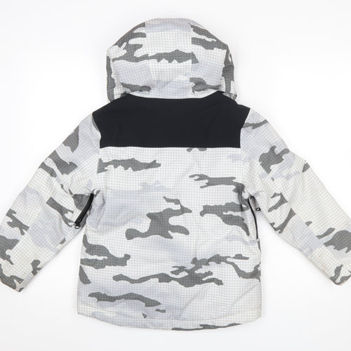 Marks and Spencer Boys Grey Camouflage Hooded Puffer Jacket 7-8 Years