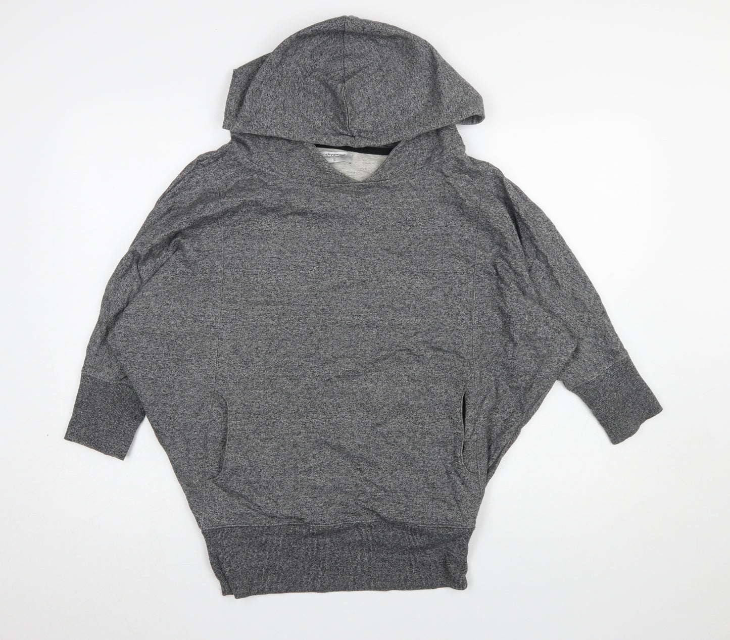 Diverse Womens Grey Small Batwing Pullover Hoodie