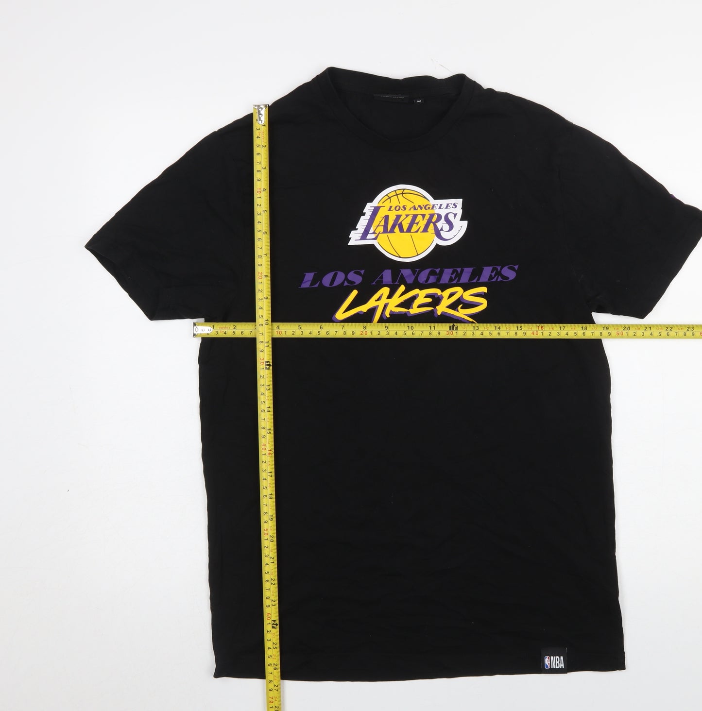 New Era Men’s Black Los Angeles Lakers Cotton Graphic T-Shirt M