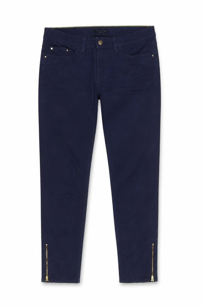 Front view of Tommy Hilfiger women’s blue, size UK 6 slim, fit ankle zip jeans
