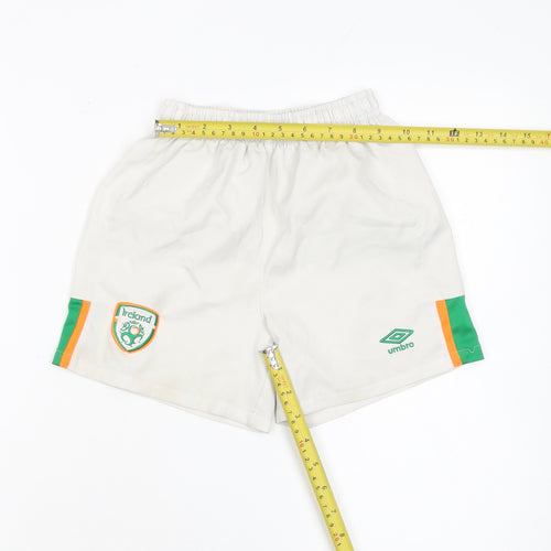 Umbro Boys White Ireland Football Shorts 6-7 Years Athletic Activewear