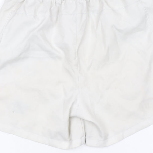 Umbro Boys White Ireland Football Shorts 6-7 Years Athletic Activewear