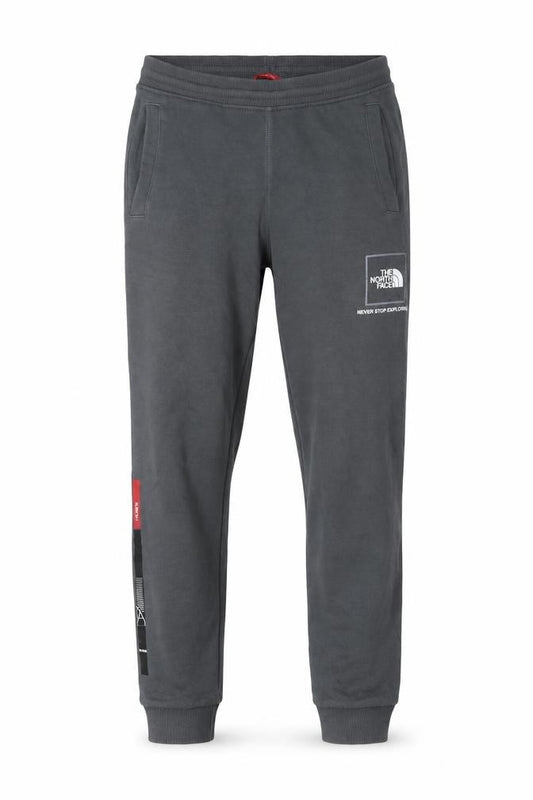 Front view of The North Face boys’ grey joggers l elastic waist cotton blend sweatpants