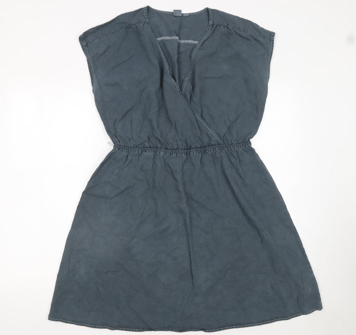 GAP Women Grey Knee Length Wrap Dress Size M Sleeveless Casual Lyocell