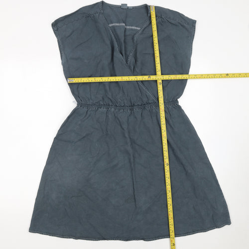 GAP Women Grey Knee Length Wrap Dress Size M Sleeveless Casual Lyocell
