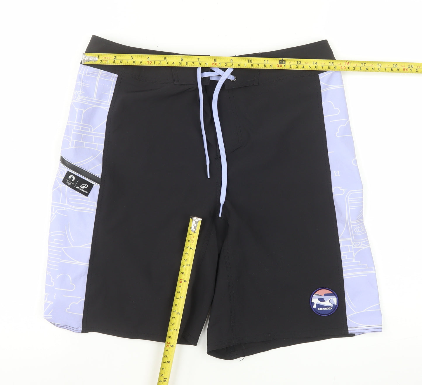 Decathlon Men’s Black Athletic Quick Dry Paris 2024 Shorts Size S