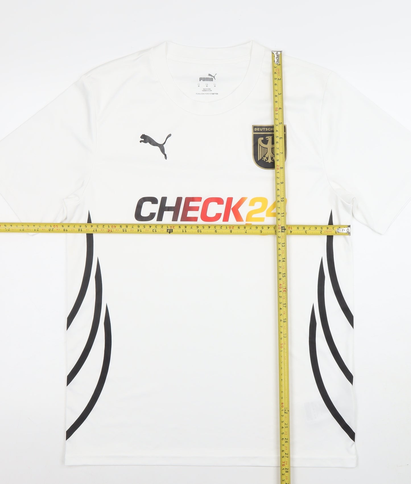 Puma Men's White Medium Football Jersey T-Shirt with Logo