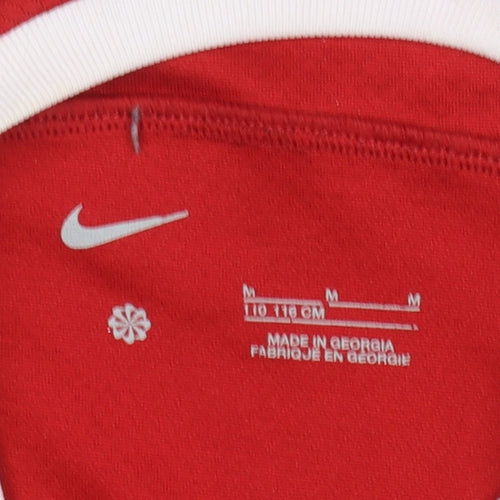 Nike Boys Red Liverpool FC Short Sleeve Sports T-Shirt 5-6 Years