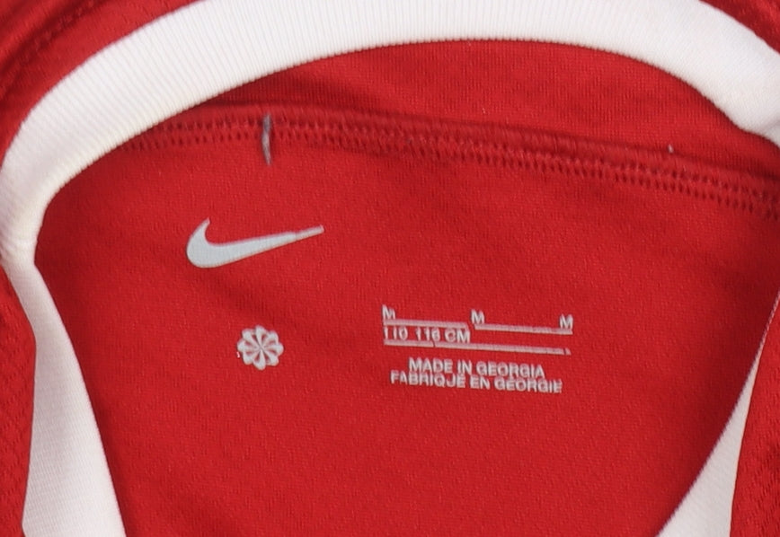 Nike Boys Red Liverpool FC Short Sleeve Sports T-Shirt 5-6 Years