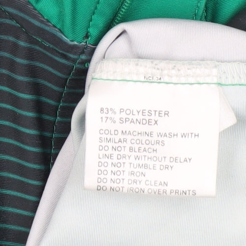 Umbro Boys Green 13-14 Years 1/4 Zip Football Training Sweatshirt