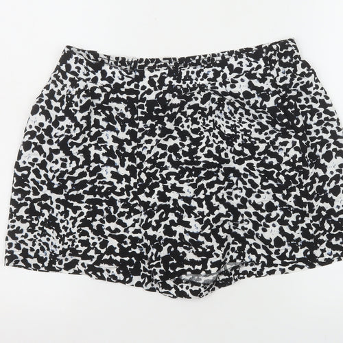 Papaya Women’s Black Animal Print Summer Shorts Size 12