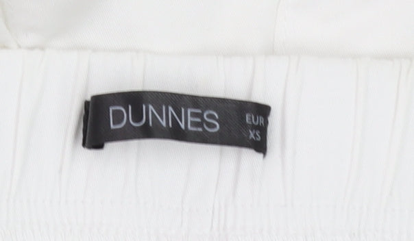 Dunnes Women’s White XS Tapered Cotton Jeans