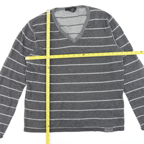 Calvin Klein Jeans Men's Grey Striped V-Neck Cotton Jumper Size M
