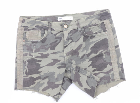 ZARA Women’s Green Camouflage Mid-Rise Cut-Off Denim Shorts Size 12