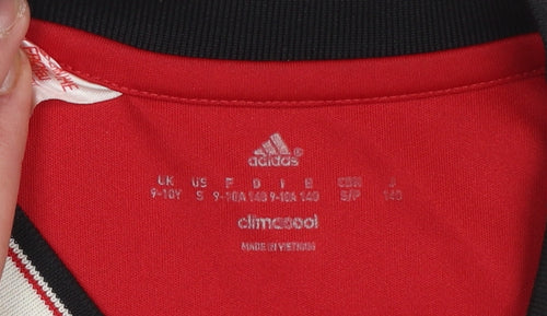 adidas Boys Red Manchester United Football Jersey 9-10 Years Climalite T-Shirt
