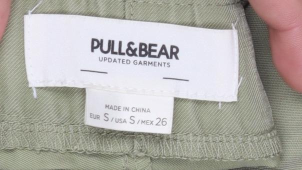 Pull&Bear Women Green Paperbag Shorts Size S Viscose Blend