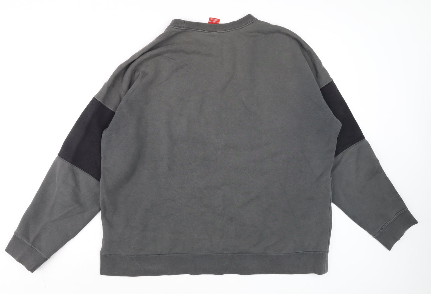 Nike Men's Grey 2XL Pullover Crew Neck Logo Sweatshirt