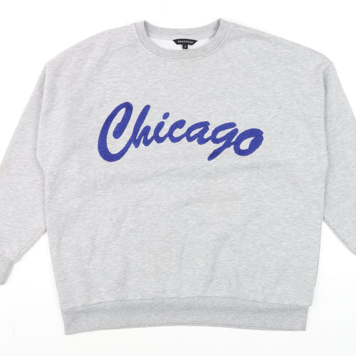 Peacocks Men's Grey Chicago Graphic Sweatshirt Small