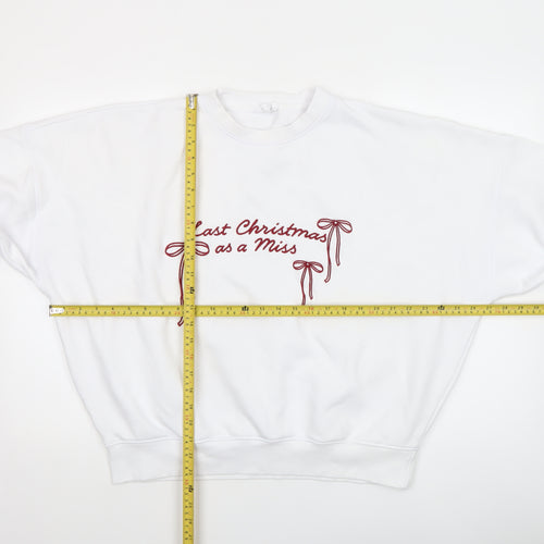 Six Stories Womens White XXL Christmas Pullover Sweatshirt