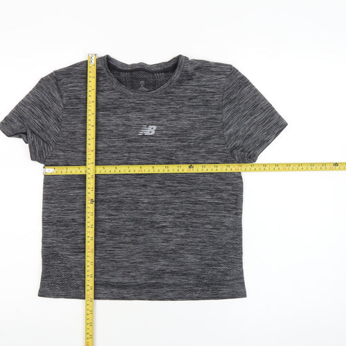 New Balance Women's Grey Short Sleeve Activewear T-Shirt - Size S