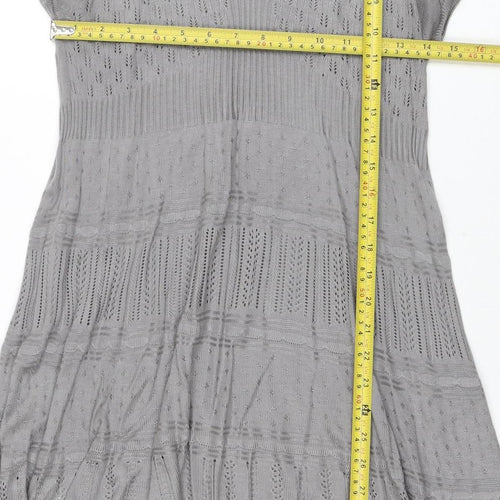 Oasis Women’s Grey Knit V-Neck Short Sleeve Dress Size S
