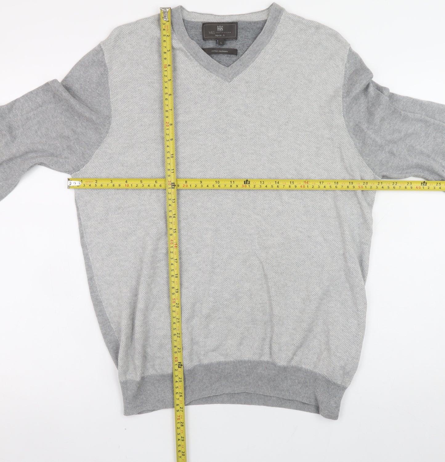 Marks and Spencer Men’s Grey V-Neck Cotton Cashmere Jumper Size L Regular Fit