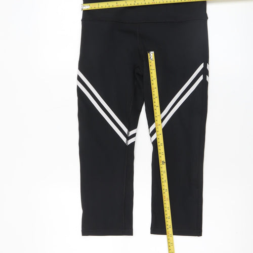 GapFit Blackout Technology Women's Black Capri Leggings S