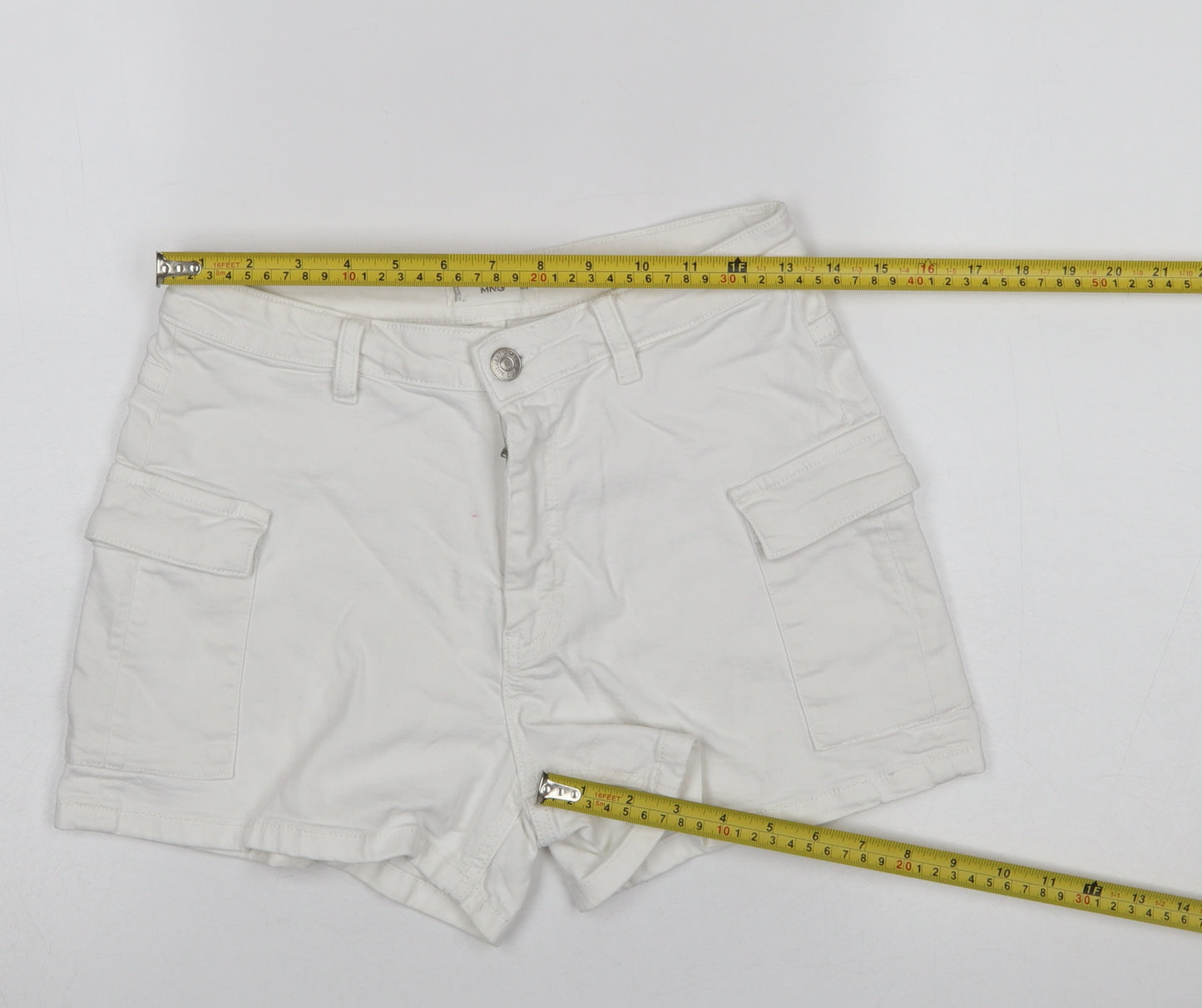MNG Women Ivory Cargo Shorts Size M Cotton Twill Stretch Casual