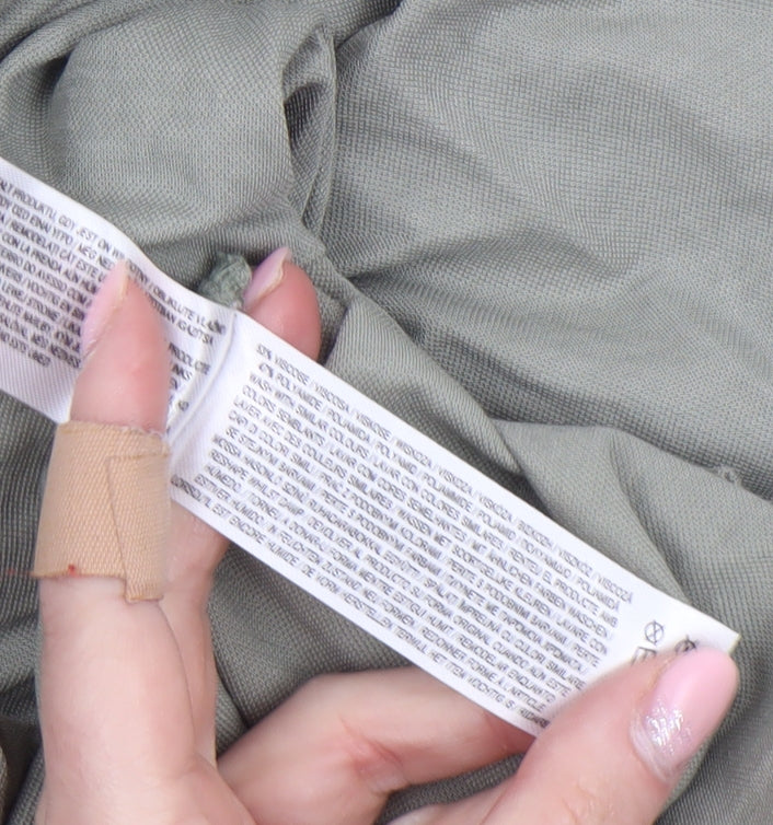 Primark Women's Green Button-Up Long Sleeve Shirt Size L