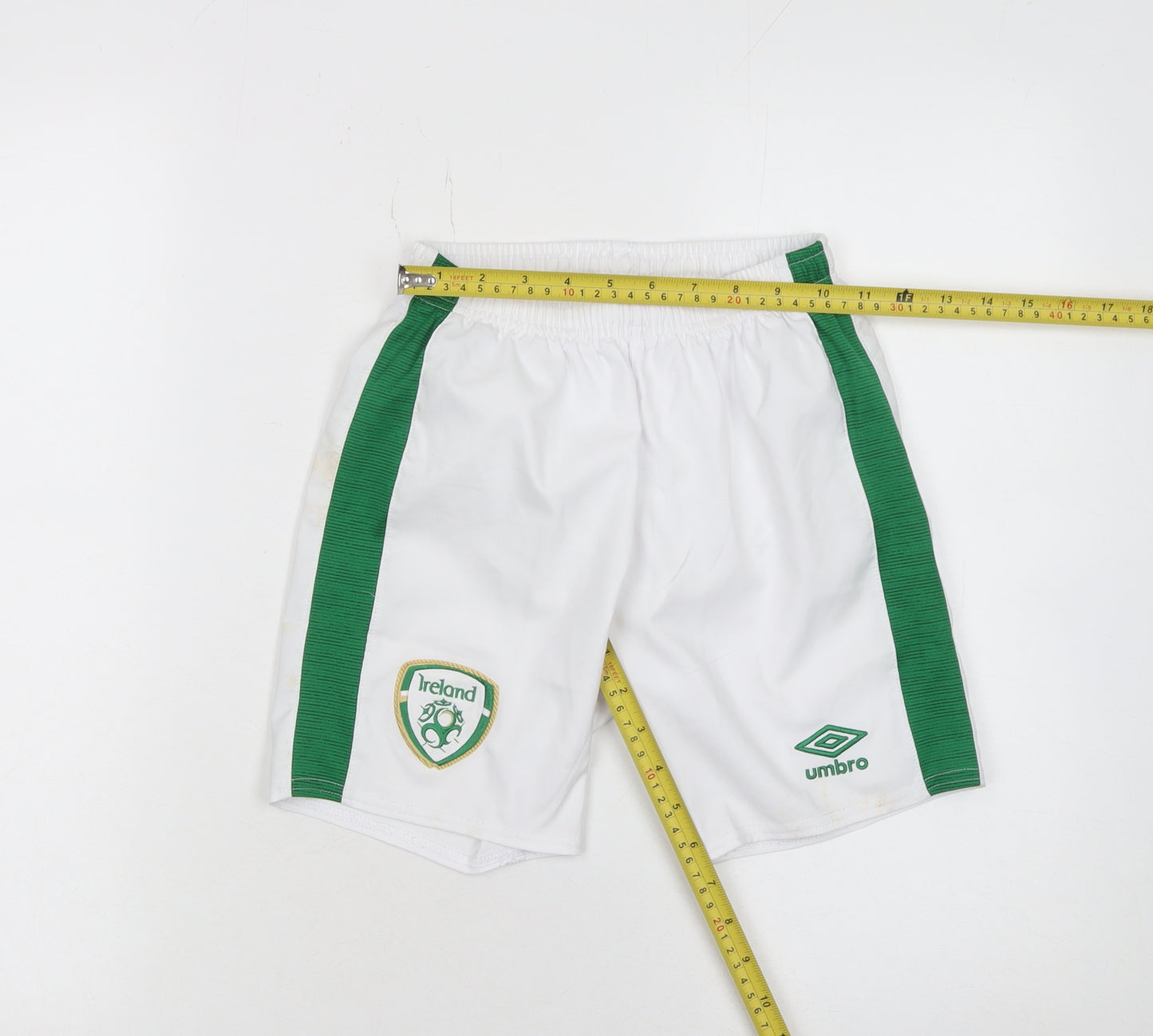 Umbro Boys White Green Ireland Football Shorts Size 134cm Polyester