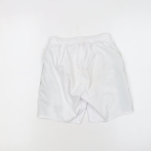 Umbro Boys White Green Ireland Football Shorts Size 134cm Polyester