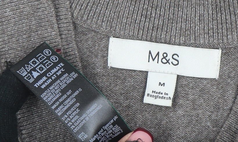 Marks and Spencer Women’s Beige V-Neck Knit Jumper Size M