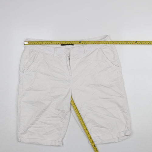 St. Bernard for Dunnes Stores Women's White Size 16 Bermuda Shorts