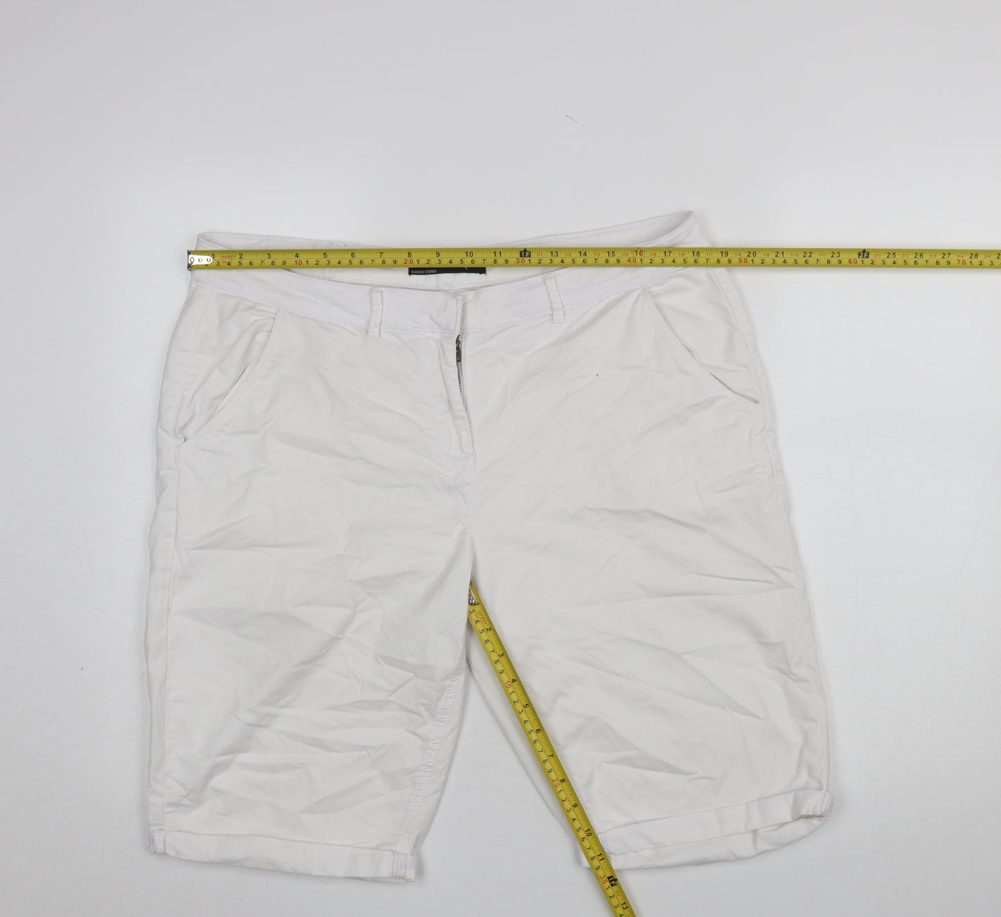St. Bernard for Dunnes Stores Women's White Size 16 Bermuda Shorts