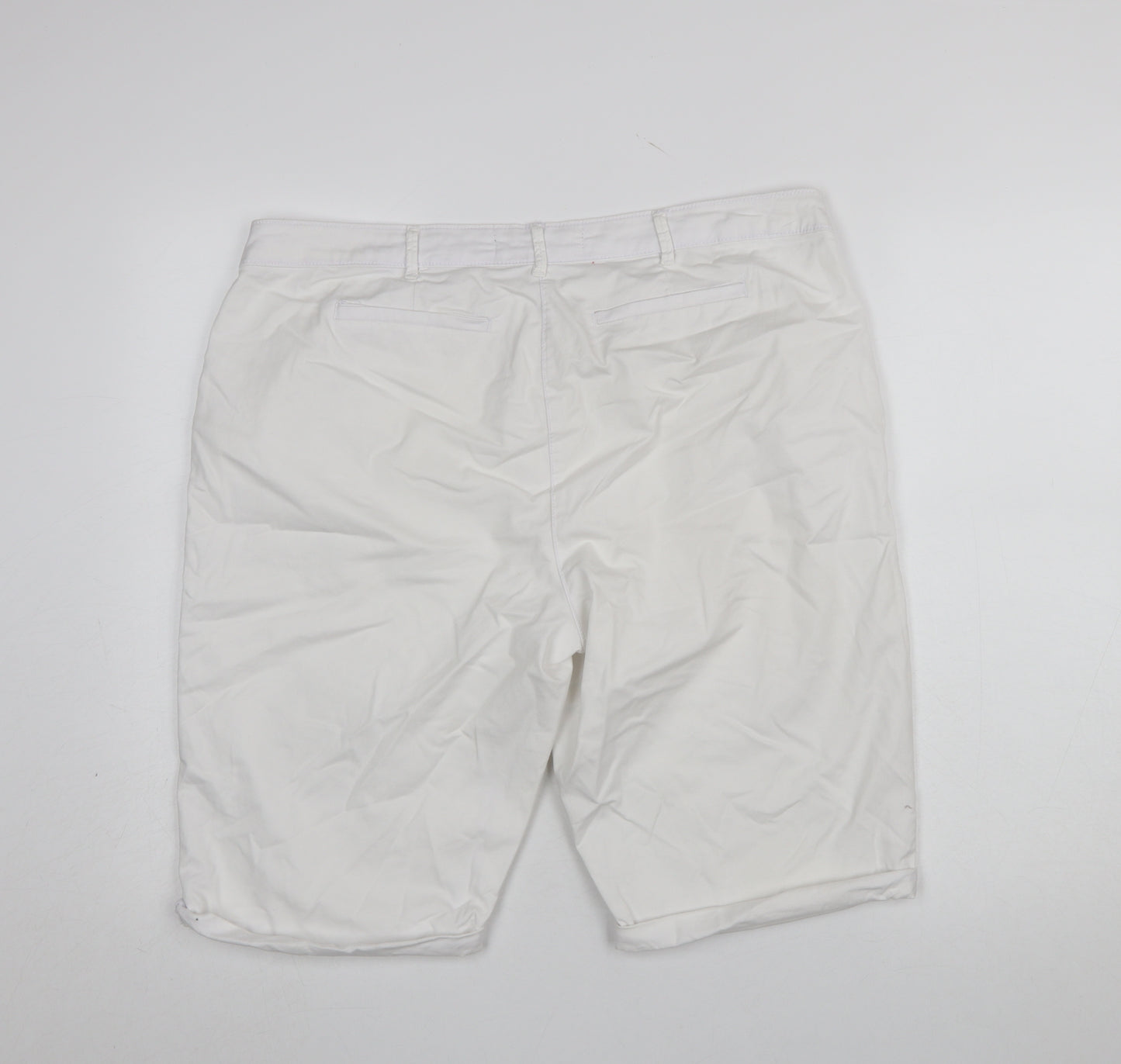 St. Bernard for Dunnes Stores Women's White Size 16 Bermuda Shorts