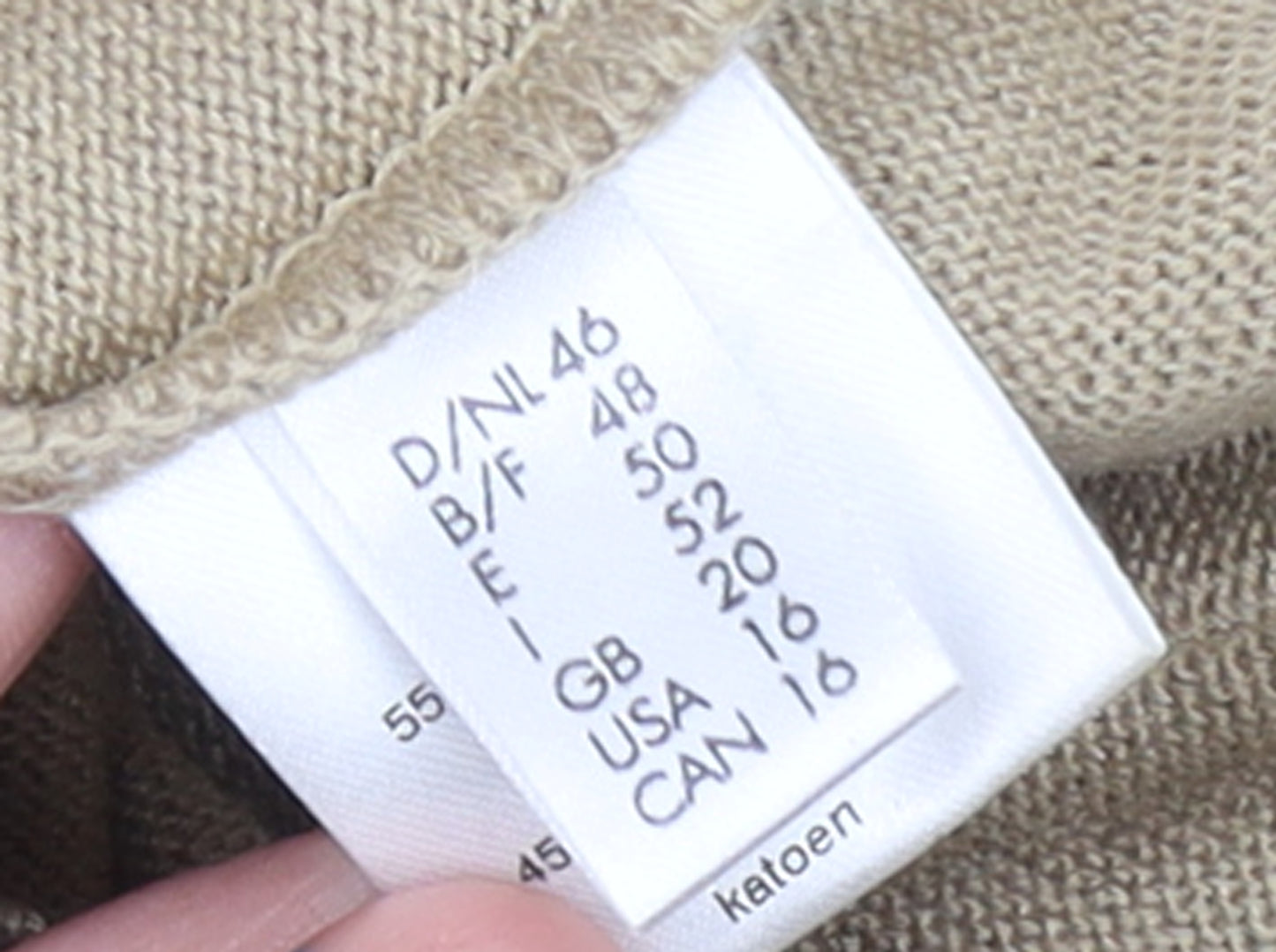 Lucia Women's Beige Short Sleeve Collared Knit Cardigan Size 16