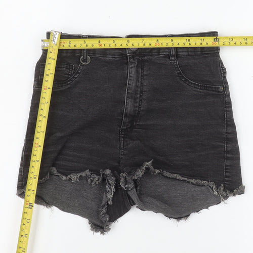 Bershka Women Black Size 8 High-Waisted Cut-Off Denim Shorts