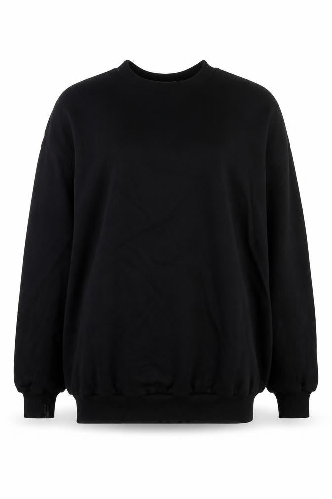 Front view of ASOS Design Women’s Black Oversized Cotton Sweatshirt UK 8