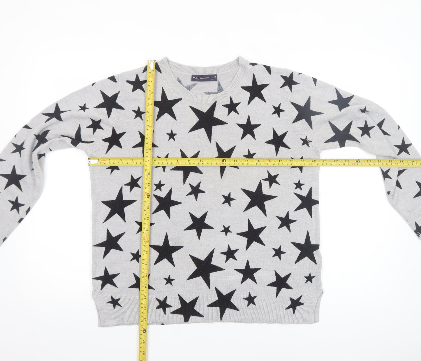 Marks and Spencer Women’s Grey Star Print Acrylic Jumper Size 16