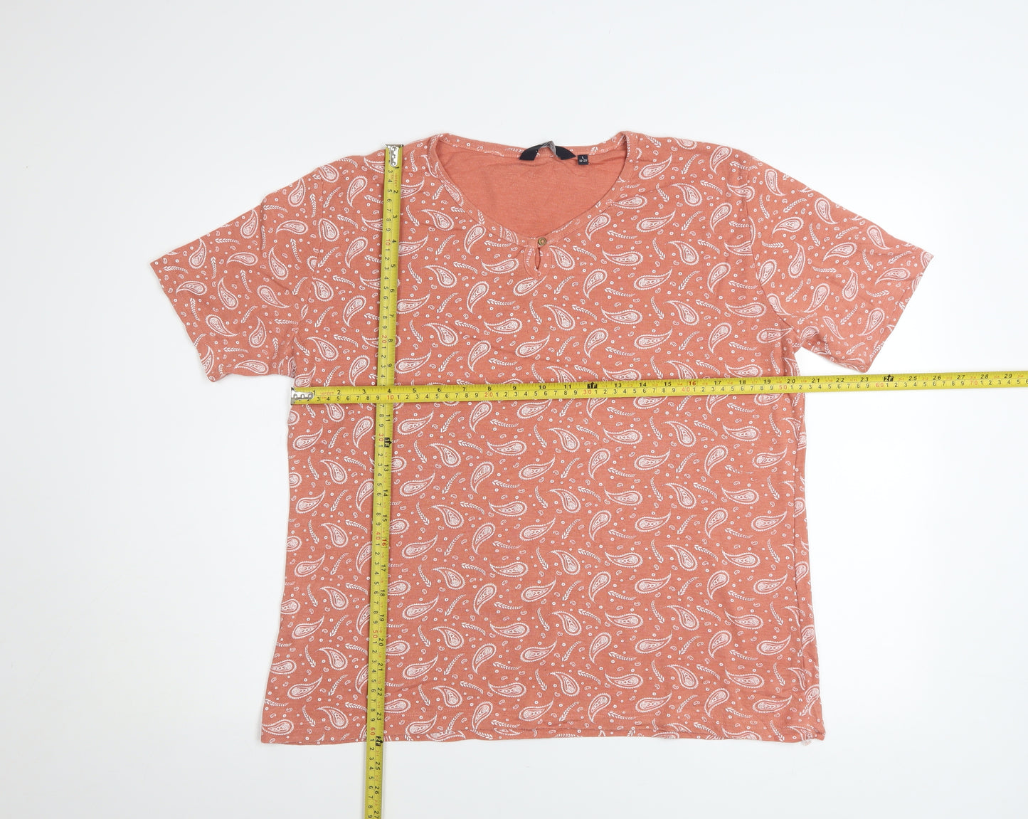 Isle Essentials Women's Orange Paisley Cotton V-Neck T-Shirt Size L