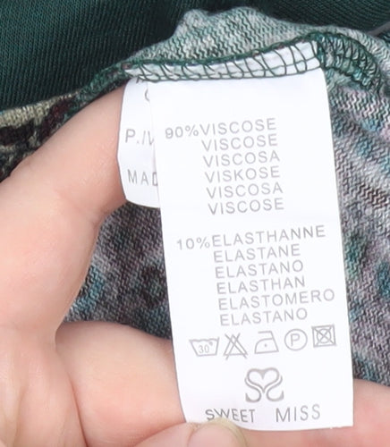 Sweet Miss Women’s Green Geometric Viscose A-Line Knee Dress M