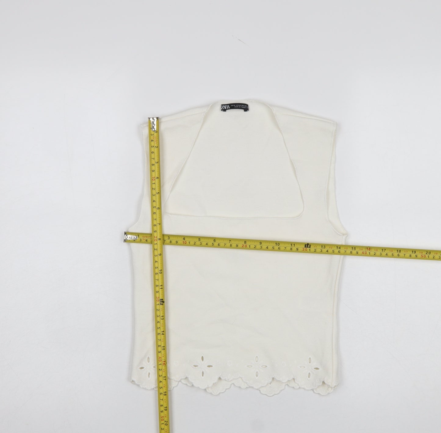 Zara Women Ivory Sleeveless Collared Embroidered Camisole Blouse M
