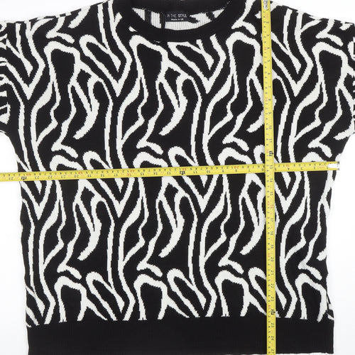 In The Style Women’s Black Zebra Knit Jumper Size L Crew Neck
