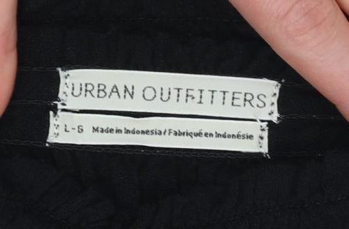 Urban Outfitters Women Black Cropped Long Sleeve Ruffle Blouse L