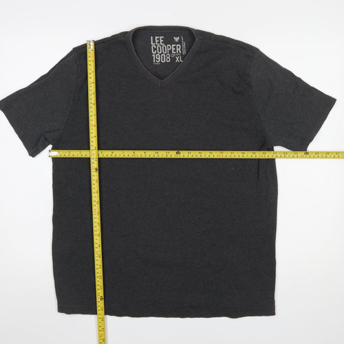 Lee Cooper Men's Black V-Neck Short Sleeve T-Shirt XL