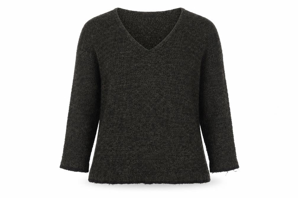 Front view of H&M women’s green chunky-knit v-neck long sleeve jumper, size M
