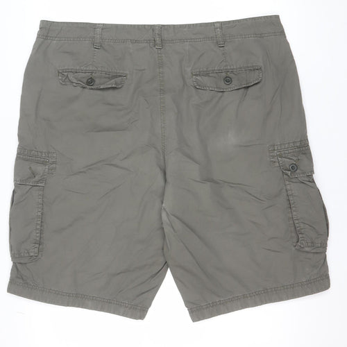 Uniqlo Men's Grey Cotton Cargo Shorts XL Casual Lightweight