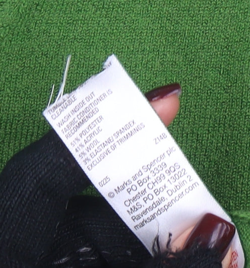 Marks and Spencer Men’s Green Wool Blend V-Neck Jumper Size M