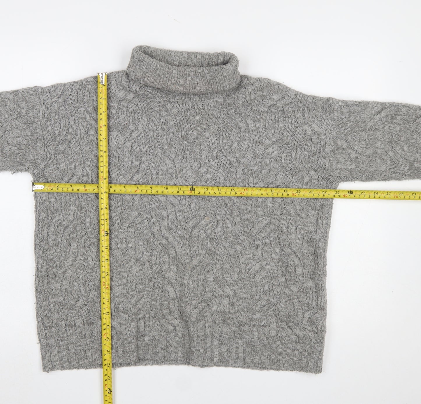 Marks and Spencer Women’s Grey Cable-Knit Roll Neck Wool Jumper Size M